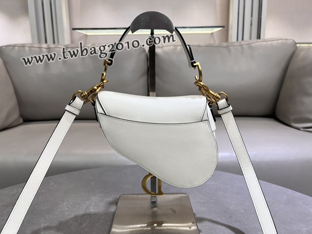 Dior专柜经典马鞍包迪奥高仿原单白色小号马鞍包腋下肩背包 djfk1632